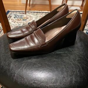 RARE VINTAGE Nine West Jaywalk Heeled Loafer Pumps